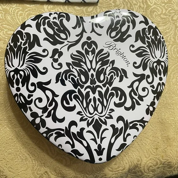 Brighton Tin & Dust Bags - Picture 2 of 4